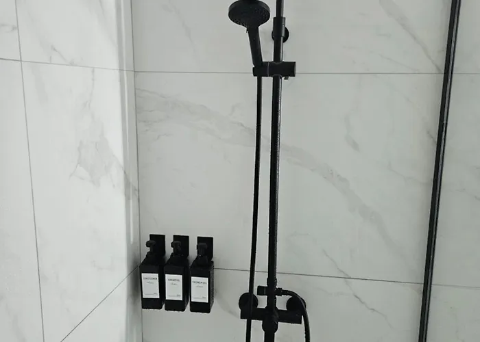 Chomes Pt - Comfort, Compact, Convenience Apartment Braga